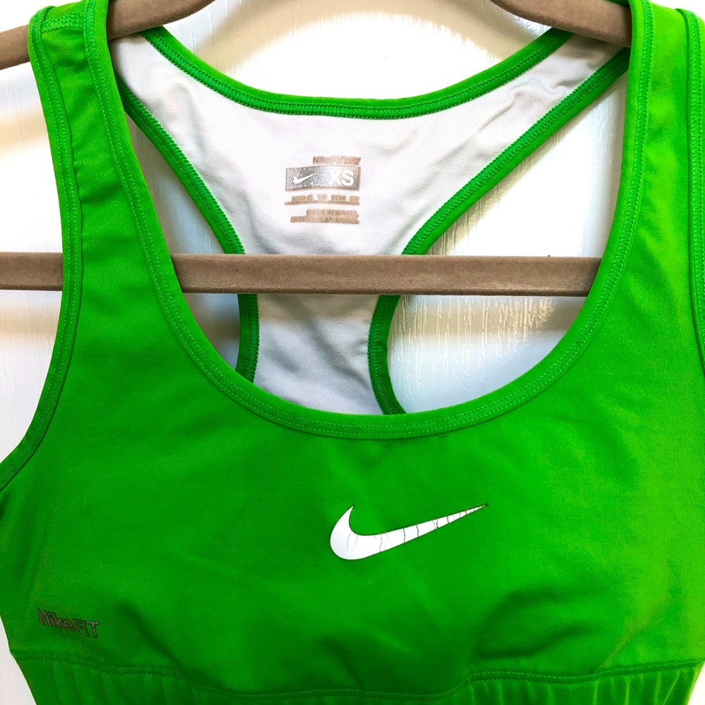 Nike sports bra (XS)
